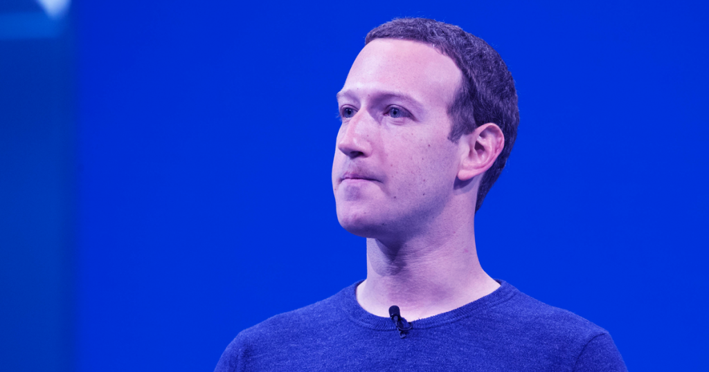 preinstallazione Facebook sui telefoni Huawei